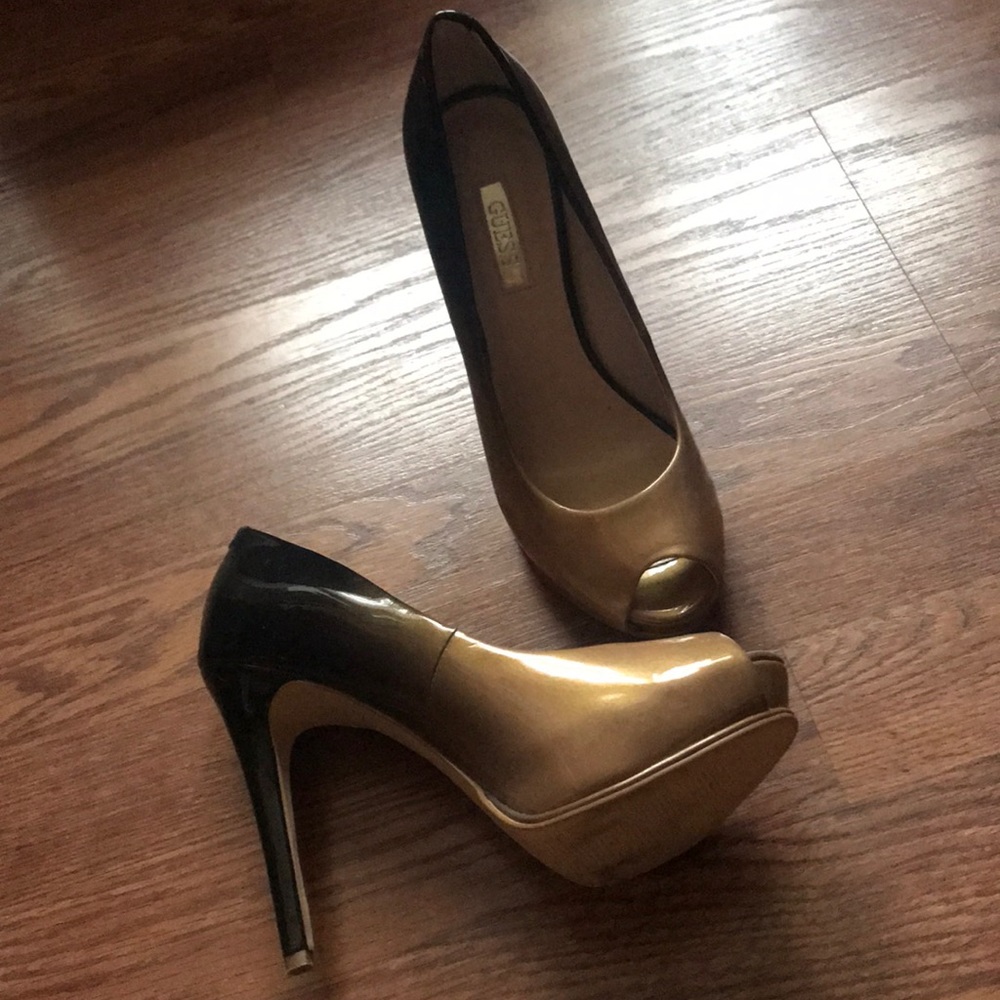 Guess Peep Toe heels